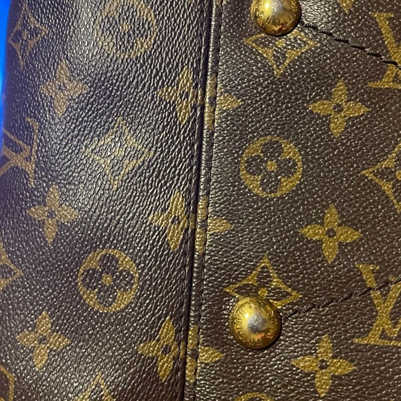 Authentic GM Artsy - Picture 8 of 10